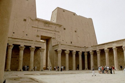 002 Edfu