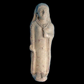 statuetta_femminile_in_calcare_con_fiore_tempio_di_afrodite_ad_amatunte_limassol_periodo_cipriota_arcaico_ii_museo_del_distretto_di_limassol_sqlar