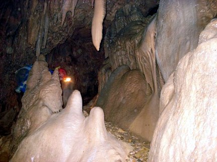Cueva Dos Hermanos Arintero León 7
